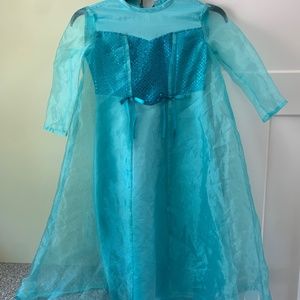 Homemade Elsa Costume size 6/7